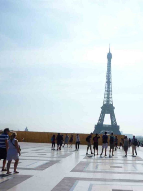 Paris Paris